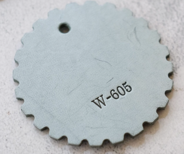 Italian Vegetable Tanned Wax - Grey Green